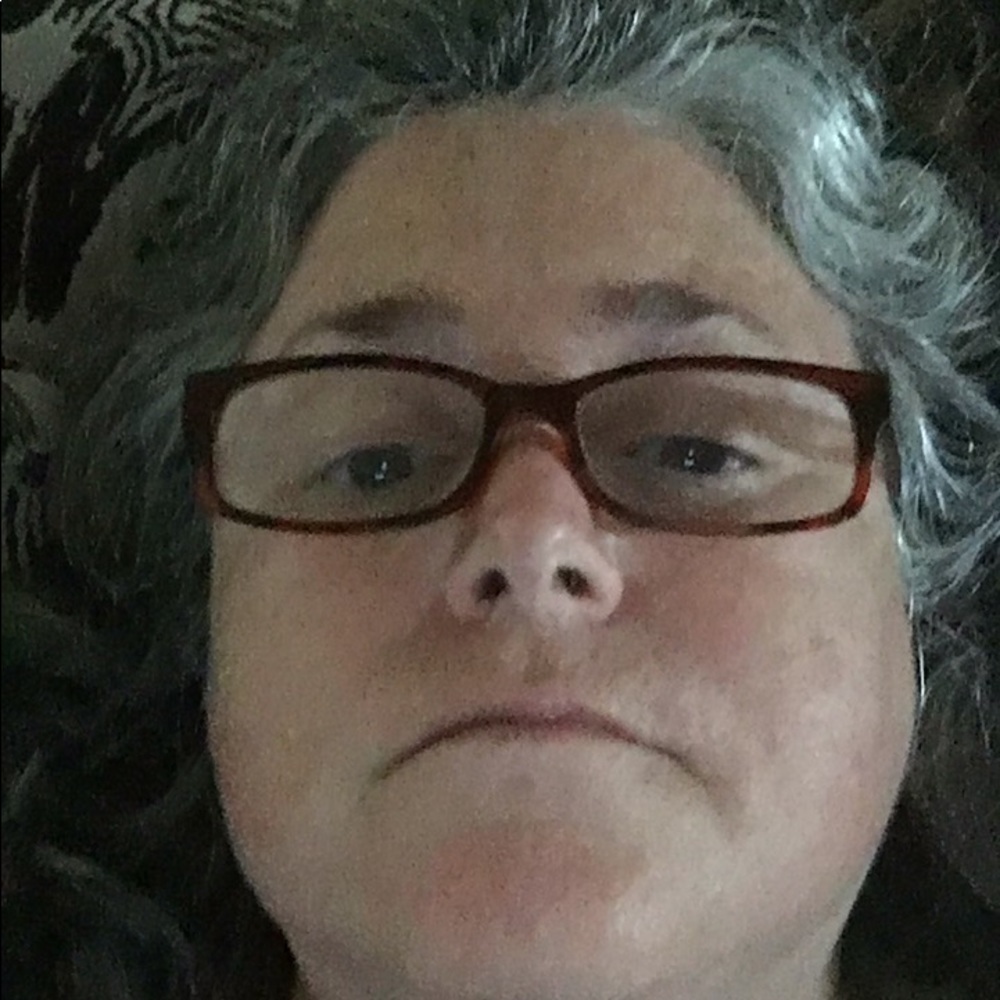 Meet your Posher, Eileen